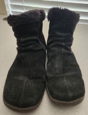 Bare Traps Laurel Black Inside Zipper Closure Ankle Booties 8.5M Faux Fur Lined